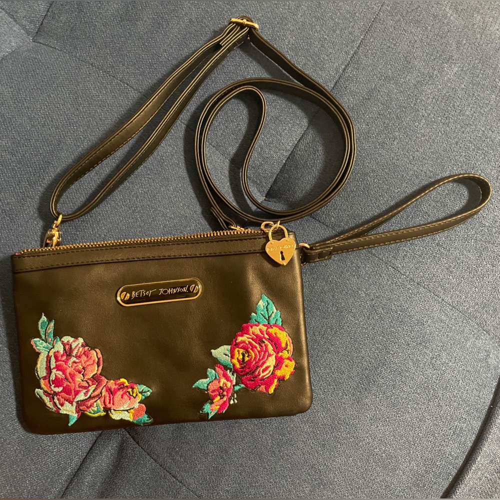 Betsy Johnson Black Floral Crossbody Purse, convertible into Wristlet